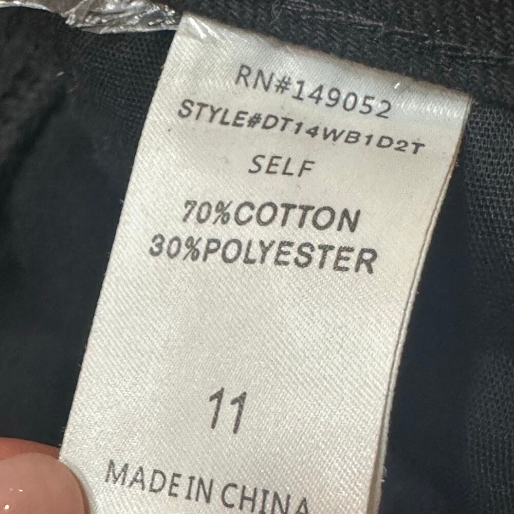 Fashion Nova Black Cargo Jeans sz 11 - Picture 10 of 10